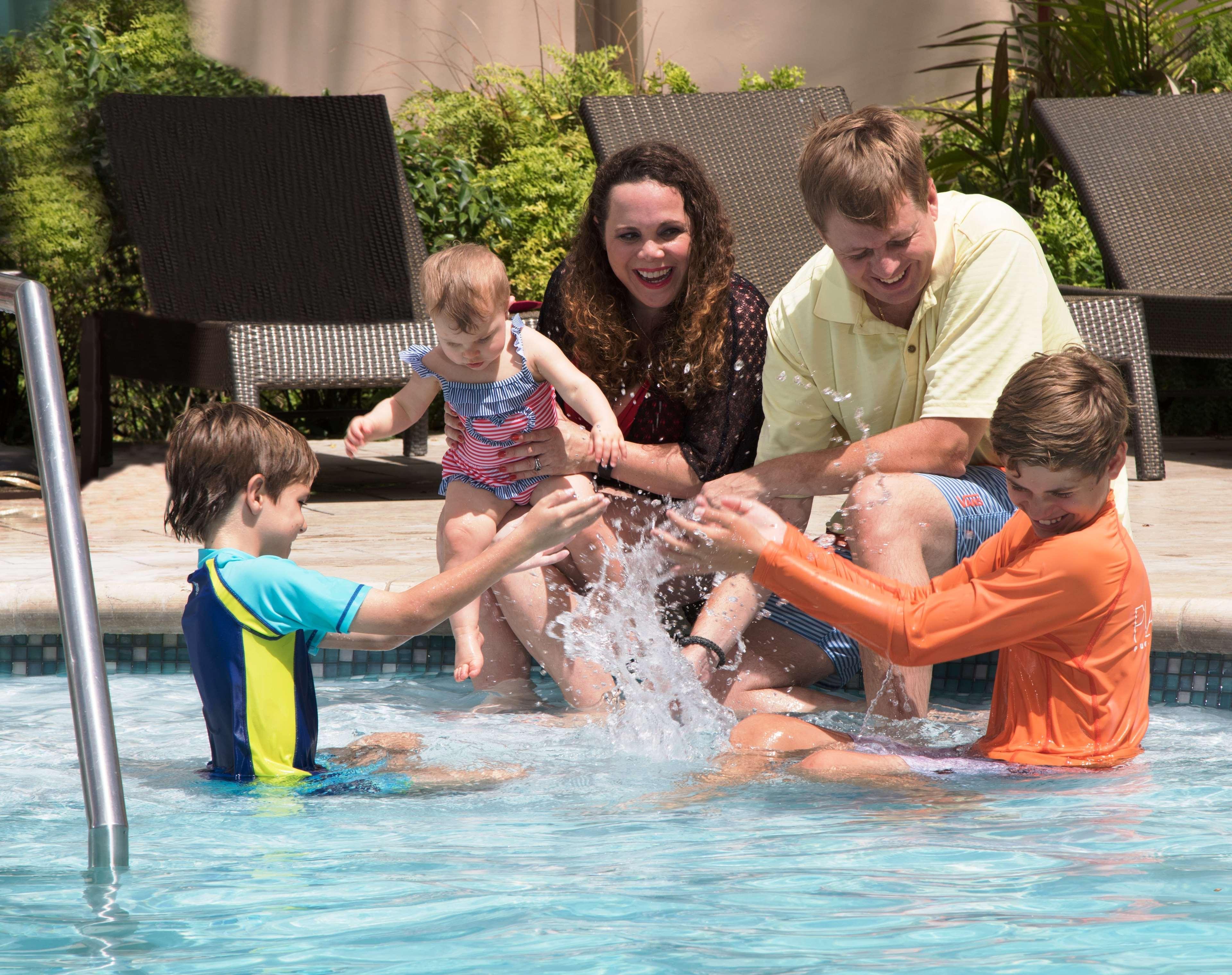 Hampton Inn & Suites San Juan Carolina Ngoại thất bức ảnh