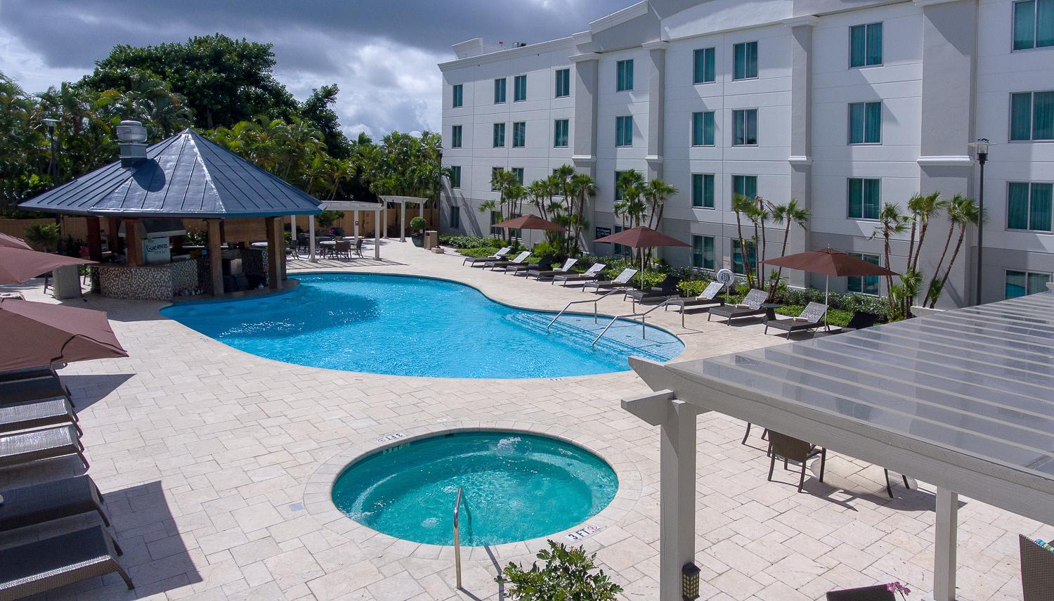 Hampton Inn & Suites San Juan Carolina Ngoại thất bức ảnh