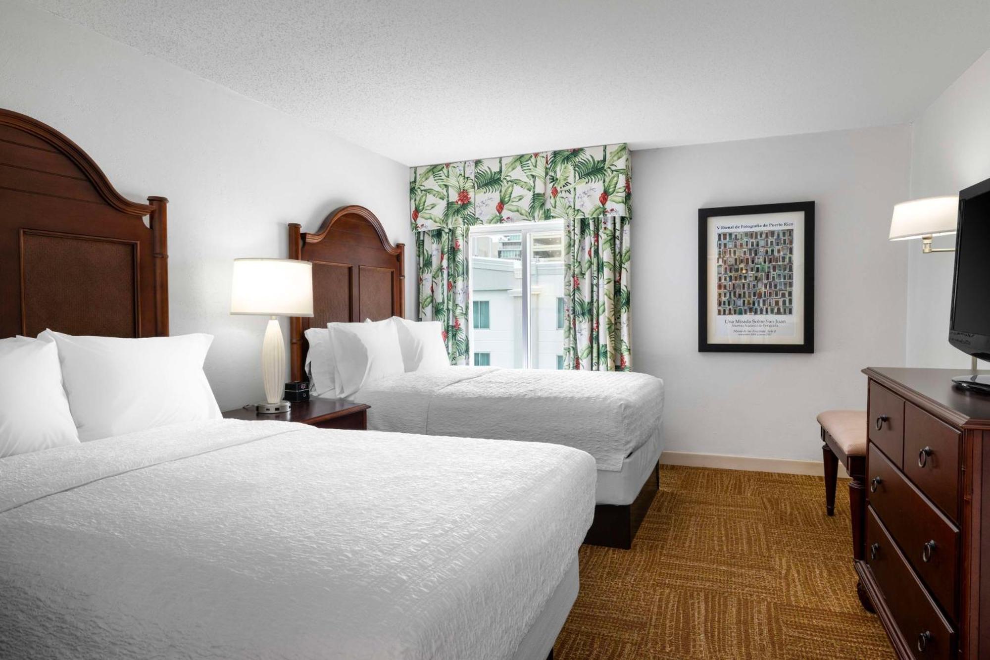 Hampton Inn & Suites San Juan Carolina Ngoại thất bức ảnh